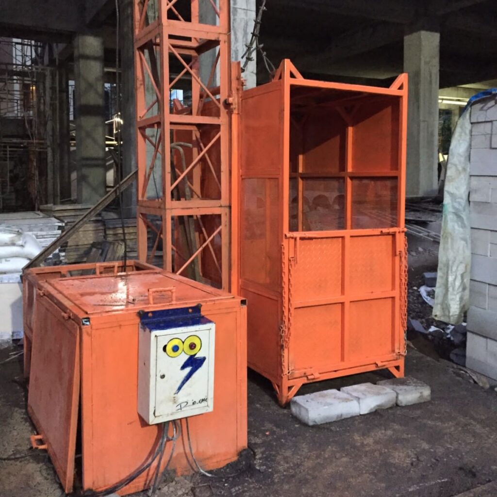 Unit Lift barang